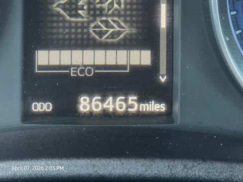 Used 2019 Toyota Corolla SE w/ Carpet Mat Package (TMS) image 30