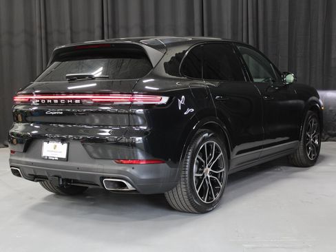 Certified 2025 Porsche Cayenne image 7