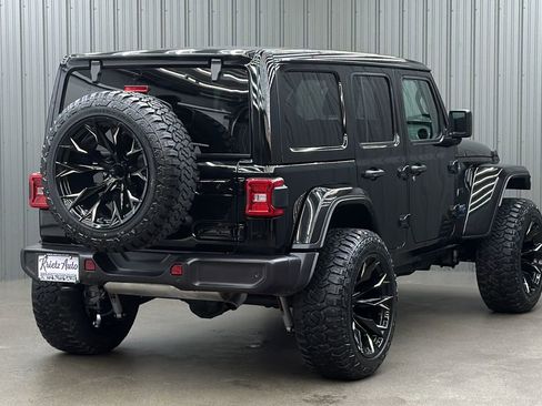 Used 2025 Jeep Wrangler Unlimited Sahara w/ Safety Group image 5