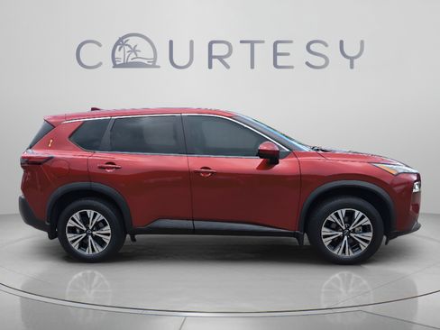 Certified 2023 Nissan Rogue SV FWD image 8