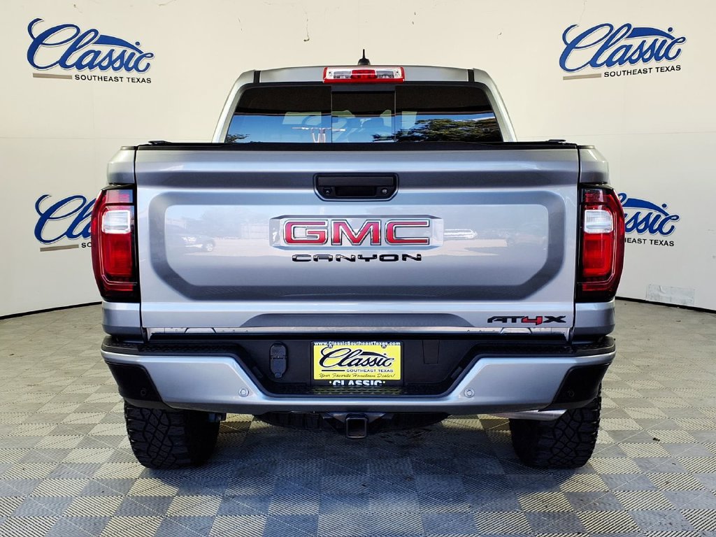 Used 2023 GMC Canyon AT4X AWD/4WD image 4