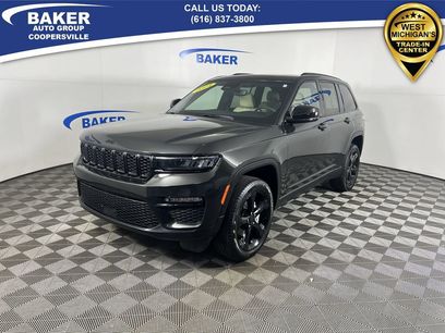 Used 2024 Jeep Grand Cherokee Limited w/ Black Appearance Package
