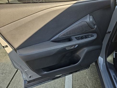 Used 2024 Lexus TX 500h AWD image 12