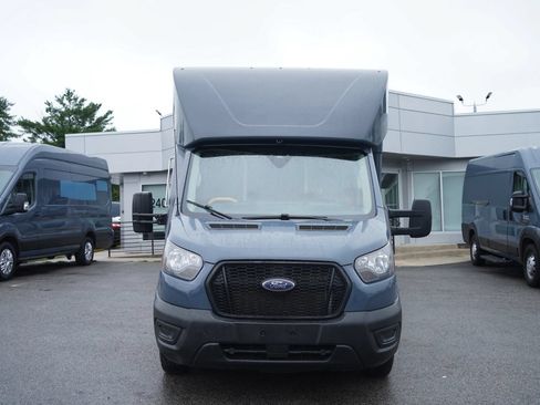 Used 2021 Ford Transit 350 DRW RWD image 4