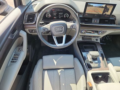 Used 2023 Audi Q5 2.0T Premium Plus w/ Premium Plus Package image 13