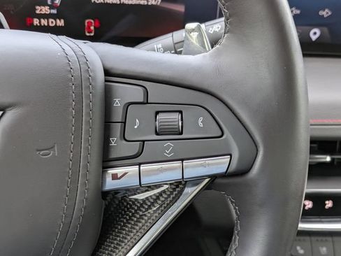 Used 2025 Cadillac CT5 V RWD image 32