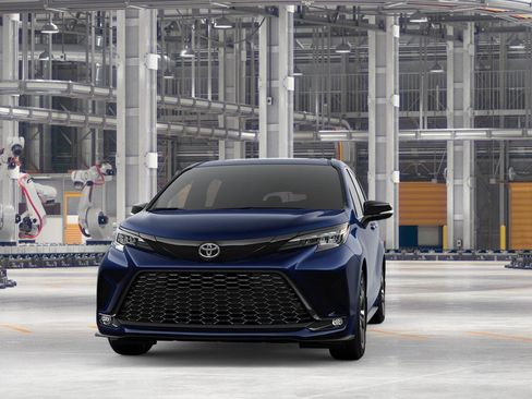 New 2026 Toyota Sienna XSE AWD/4WD image 18