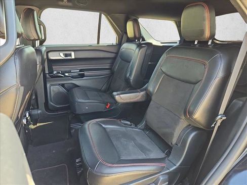 Used 2023 Ford Explorer ST-Line w/ Class IV Trailer Tow Package image 19