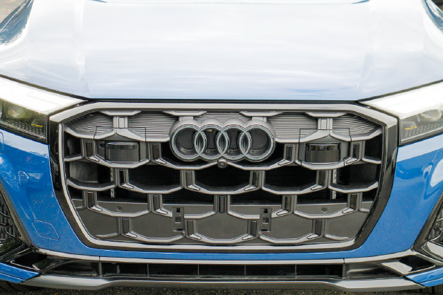 New 2026 Audi SQ7 Prestige AWD/4WD image 21