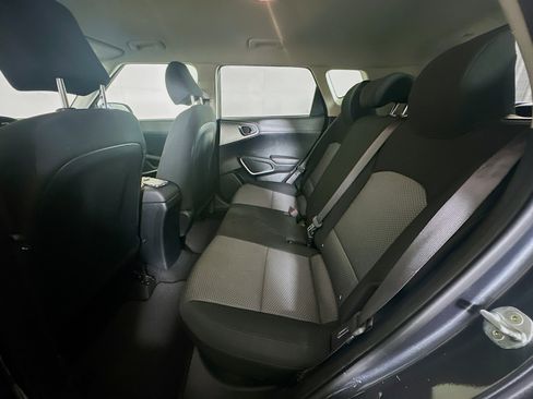 Used 2022 Kia Soul LX w/ Technology Package FWD image 27