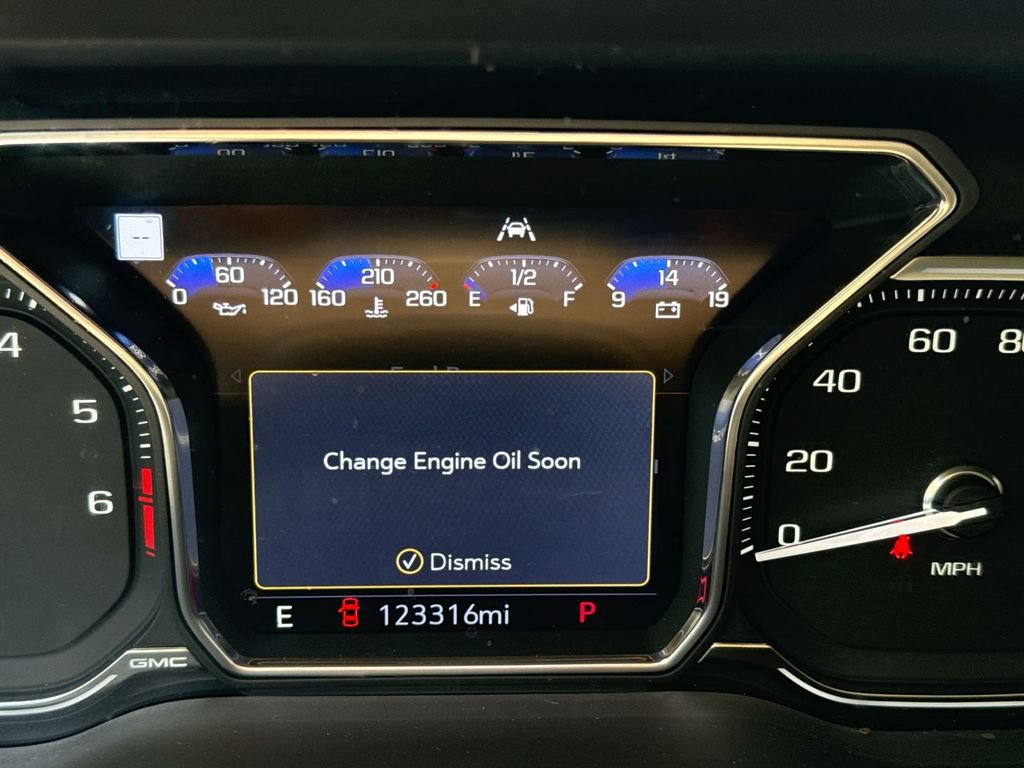 Used 2021 GMC Yukon XL Denali w/ Denali Ultimate Package RWD image 26