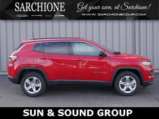 Used 2024 Jeep Compass Latitude w/ Sun and Sound Group video 1
