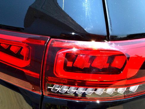 Used 2023 Mercedes-Benz GLB 250 image 15