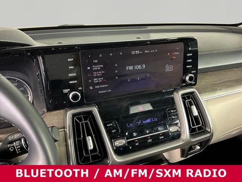 Used 2023 Kia Sorento S AWD/4WD image 9