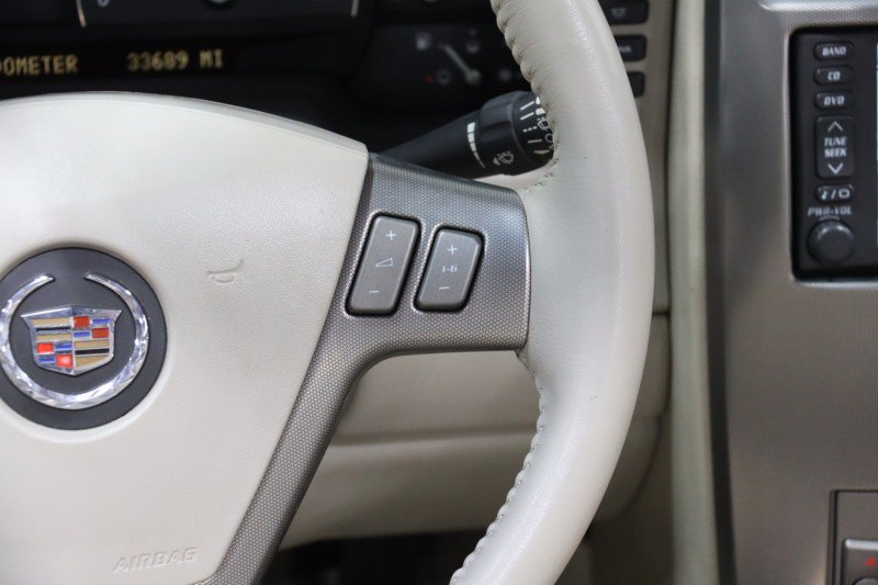 Used 2005 Cadillac XLR RWD image 49