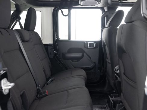 Used 2018 Jeep Wrangler Unlimited Sport S AWD/4WD image 29