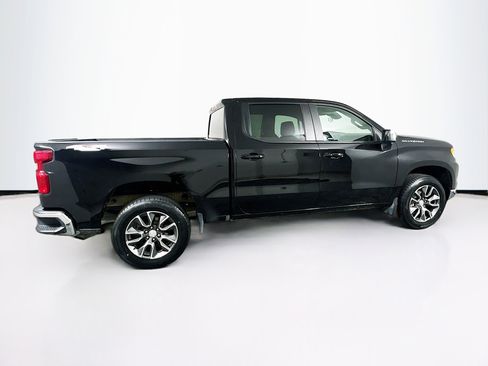 Used 2024 Chevrolet Silverado 1500 LT image 10
