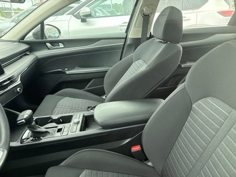 Used 2025 Kia K5 LXS FWD image 10