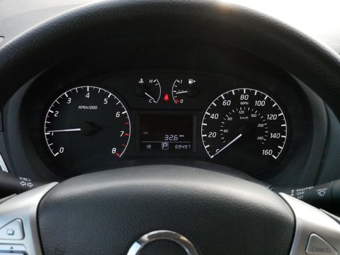 Used 2017 Nissan Sentra S w/ S Style Package image 21