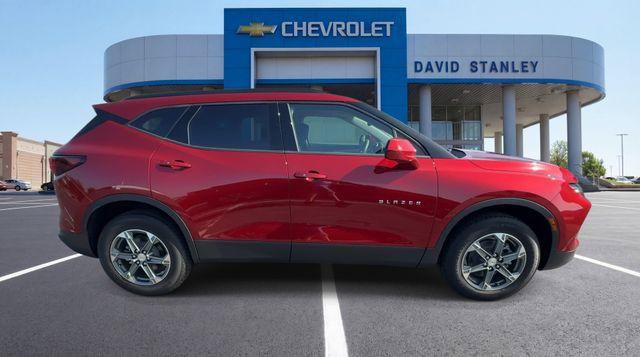 New 2026 Chevrolet Blazer LT w/ Convenience Package FWD image 9