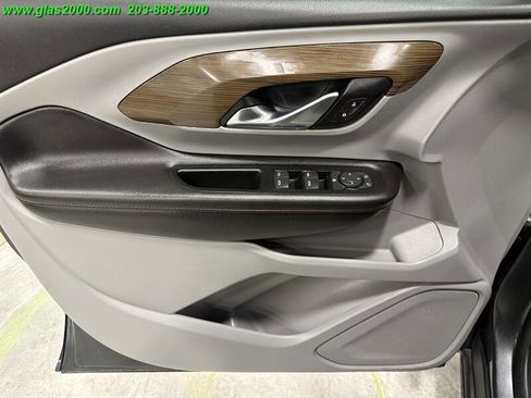 Used 2019 GMC Terrain SLE w/ Driver Convenience Package image 25