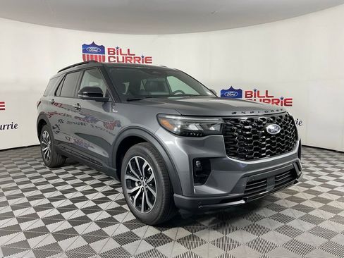 New 2026 Ford Explorer ST-Line RWD image 1