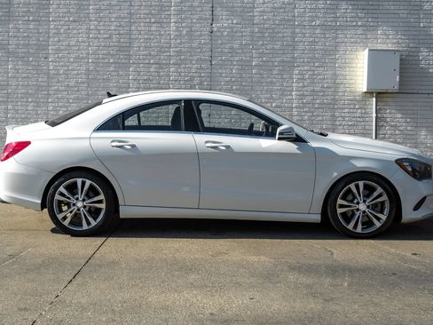 Used 2018 Mercedes-Benz CLA 250 image 6