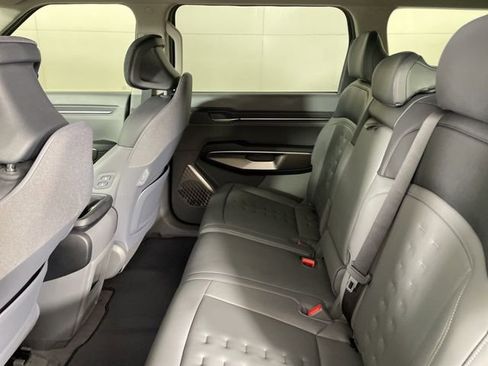 New 2026 Kia EV9 Wind image 37