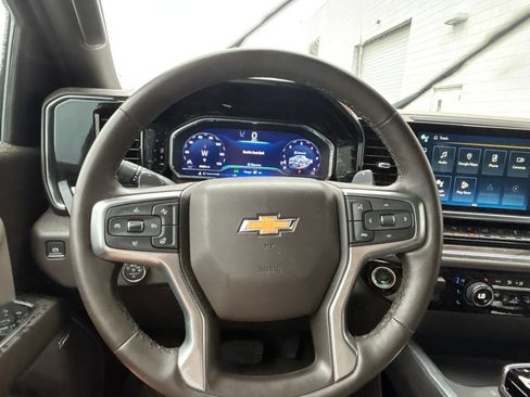 Used 2024 Chevrolet Silverado 1500 LTZ AWD/4WD image 21
