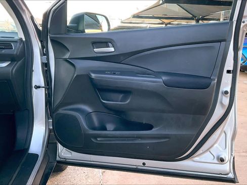 Used 2016 Honda CR-V LX image 21