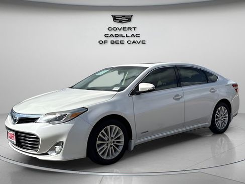 Used 2015 Toyota Avalon XLE Touring image 3
