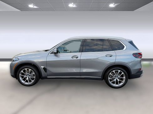 Certified 2026 BMW X5 sDrive40i RWD image 2