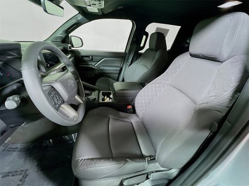 Certified 2025 Toyota Tacoma SR5 image 18