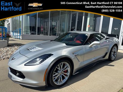 Used 2016 Chevrolet Corvette Z06 w/ 3LZ Preferred Equipment Group RWD image 1