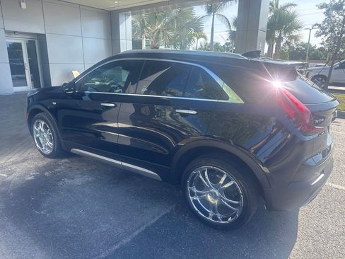 Used 2019 Cadillac XT4 Premium Luxury w/ Driver Awareness Package FWD image 4
