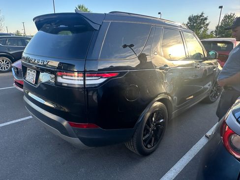 Used 2017 Land Rover Discovery SE AWD/4WD image 5