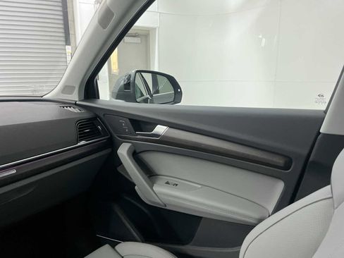 Used 2023 Audi Q5 2.0T Prestige AWD/4WD image 11