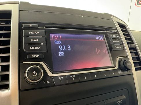 Used 2018 Nissan Frontier SV image 18