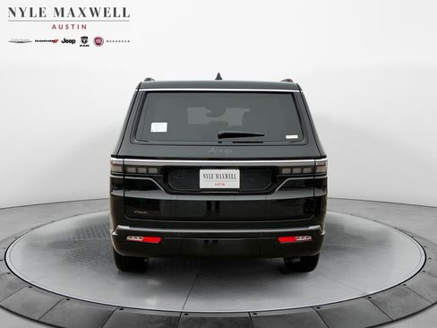 New 2026 Jeep Grand Wagoneer L 2WD w/ Premium Group I image 15