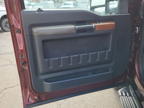 Used 2016 Ford F350 King Ranch w/ King Ranch w/Chrome Package image 22