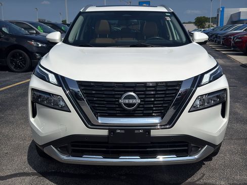 Certified 2023 Nissan Rogue Platinum AWD/4WD image 3