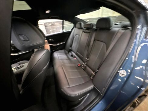 Used 2026 BMW 330i Sedan w/ Convenience Package RWD image 28