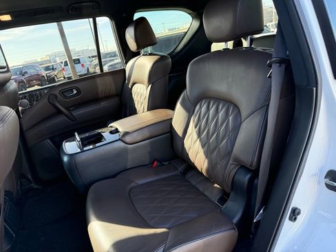 Used 2021 Nissan Armada Platinum w/ Captain's Chairs Package image 10