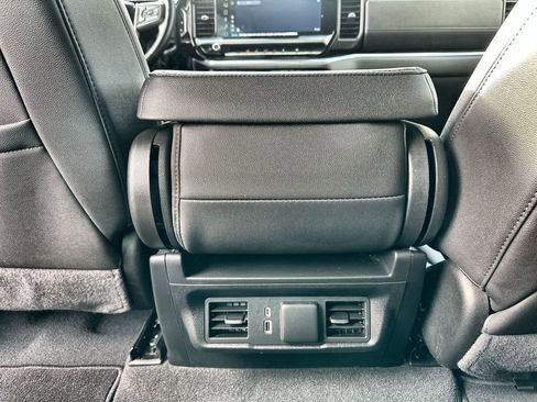 Certified 2024 GMC Sierra 1500 SLT image 21