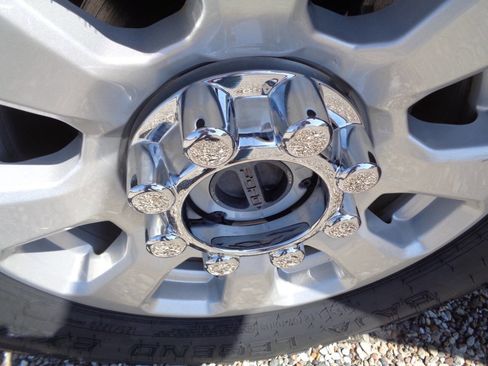 Used 2024 Ford F250 XLT w/ FX4 Off-Road Package image 21