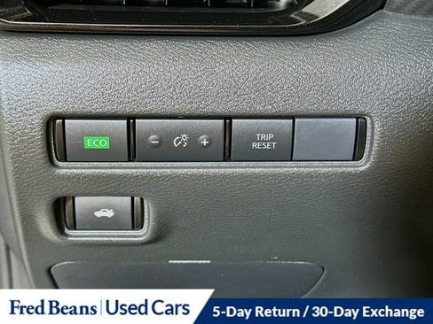 Used 2023 Nissan Sentra SV w/ SV Premium Package FWD image 15