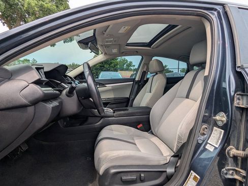 Used 2019 Honda Civic EX image 12