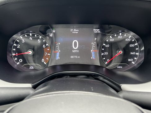 Used 2024 Jeep Compass Limited image 30