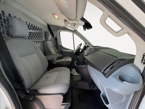 Used 2019 Ford Transit 150 130 Low Roof RWD image 12