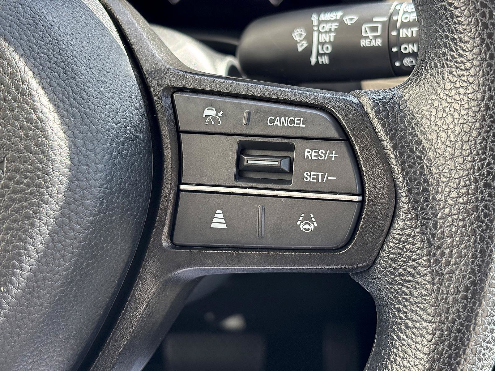 Certified 2024 Honda HR-V LX image 28